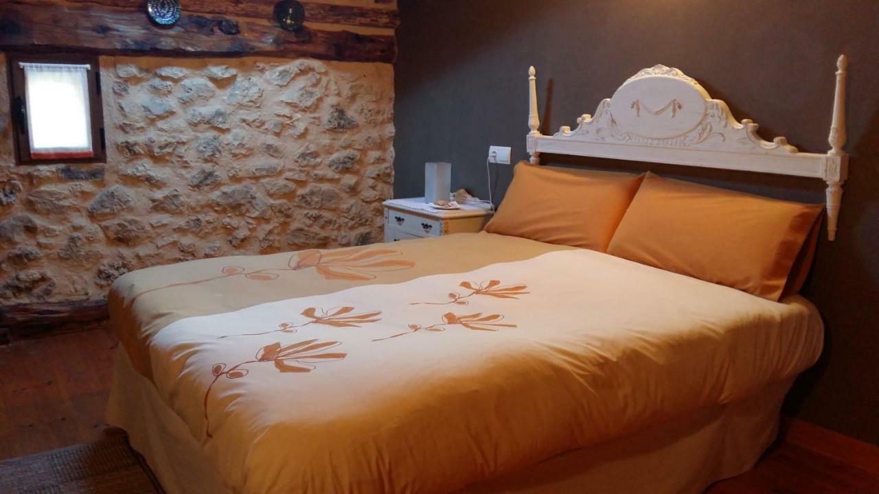 לינה וארוחת בוקר Torremocha de Ayllón Casa Rural Calle Real מראה חיצוני תמונה