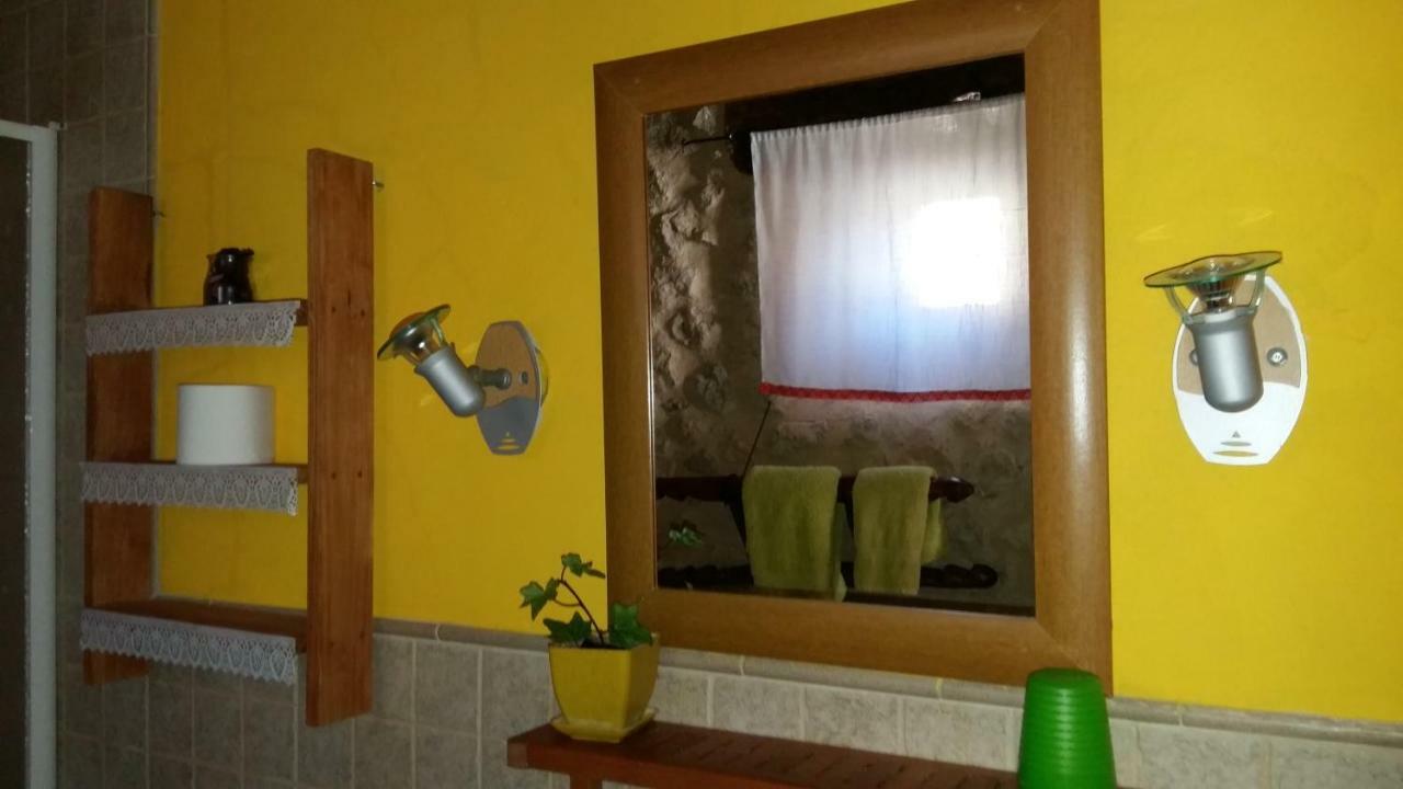 לינה וארוחת בוקר Torremocha de Ayllón Casa Rural Calle Real מראה חיצוני תמונה