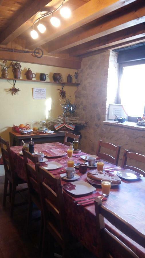 לינה וארוחת בוקר Torremocha de Ayllón Casa Rural Calle Real מראה חיצוני תמונה